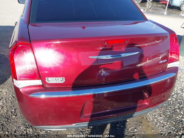 Chrysler 300 Anniversary Edition 2016 2C3CCAAG7GH248441 Image 18