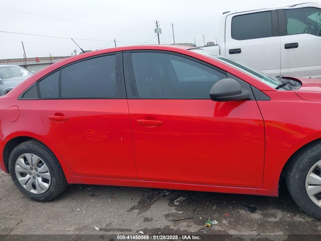 1G1PA5SG3E7144801 Chevrolet Cruze Ls Auto