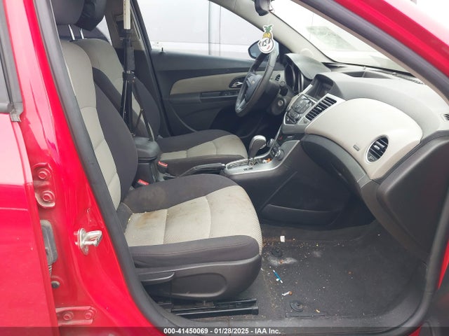 1G1PA5SG3E7144801 Chevrolet Cruze Ls Auto