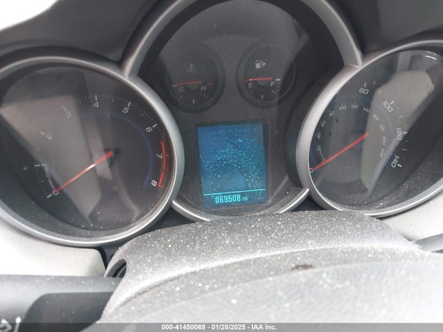 1G1PA5SG3E7144801 Chevrolet Cruze Ls Auto