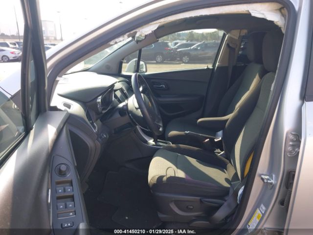 KL7CJKSB5LB036826 Chevrolet Trax Fwd Ls