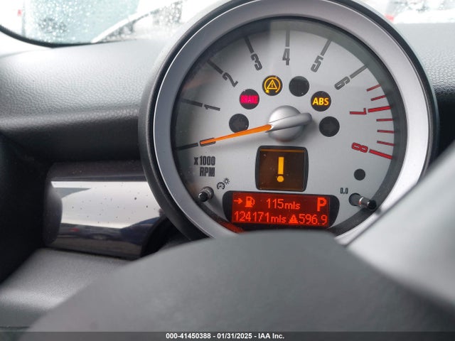 2010 MINI COOPER S WMWMF7C54ATW89845 Photo 6