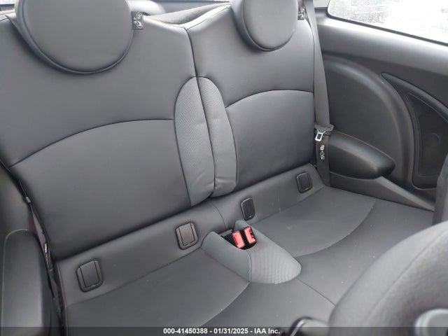 2010 MINI COOPER S WMWMF7C54ATW89845 Photo 7