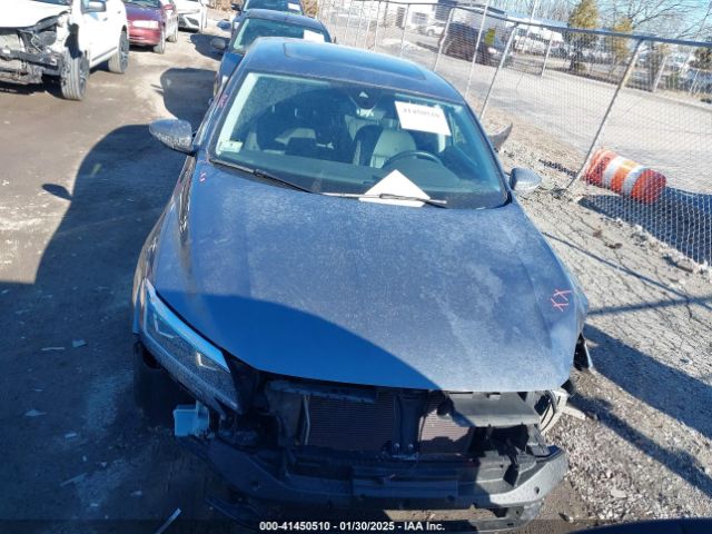 1VWCA7A3XLC016475 Volkswagen Passat 2.0t Sel
