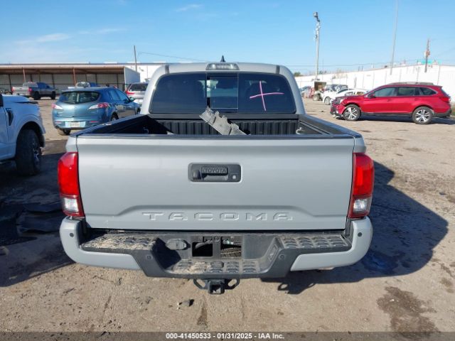 5TFAZ5CN1JX062501 Toyota Tacoma Trd Sport