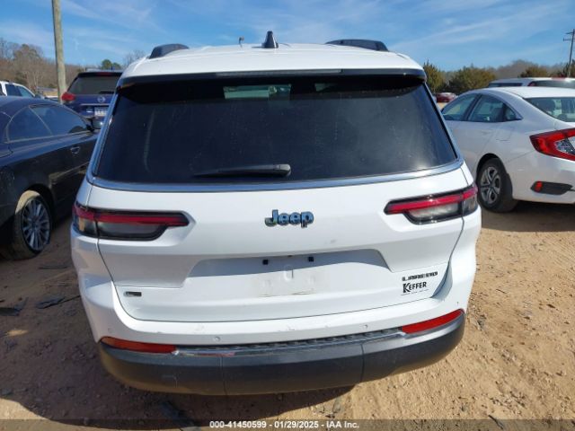1C4RJJAG1P8797795 Jeep Grand Cherokee L Laredo 4x2