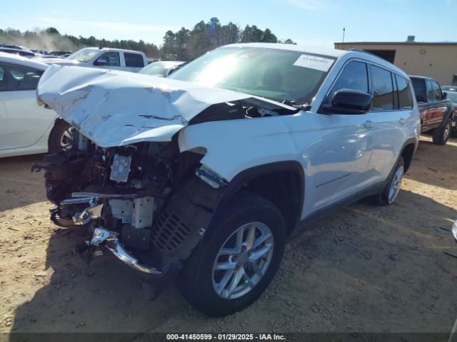 1C4RJJAG1P8797795 Jeep Grand Cherokee L Laredo 4x2