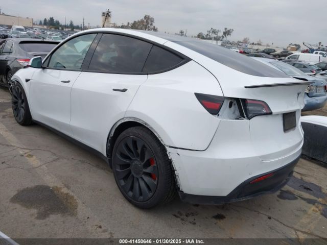 2022 TESLA MODEL Y 7SAYGDEF7NF403813 Photo 2
