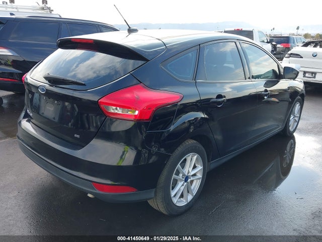 1FADP3K25HL236012 Ford FOCUS SE