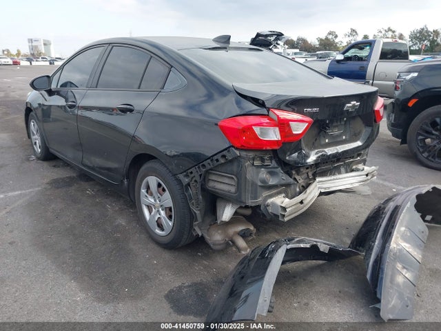 Chevrolet Cruze Ls Auto 2017 1G1BC5SM4H7164361 Image 3