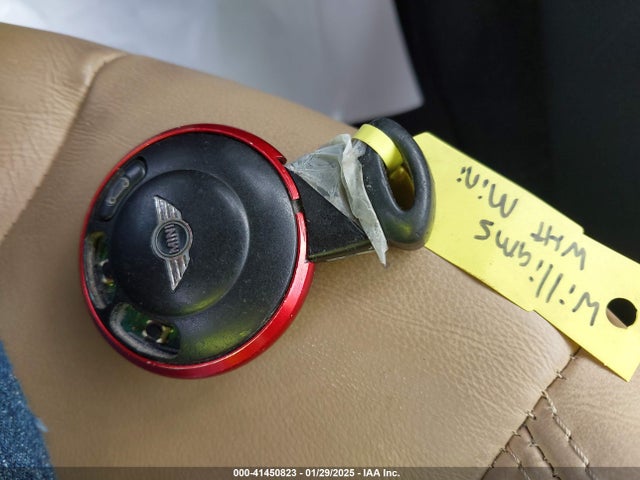 2009 MINI COOPER CLUBMAN WMWML33529TN68650 Photo 10