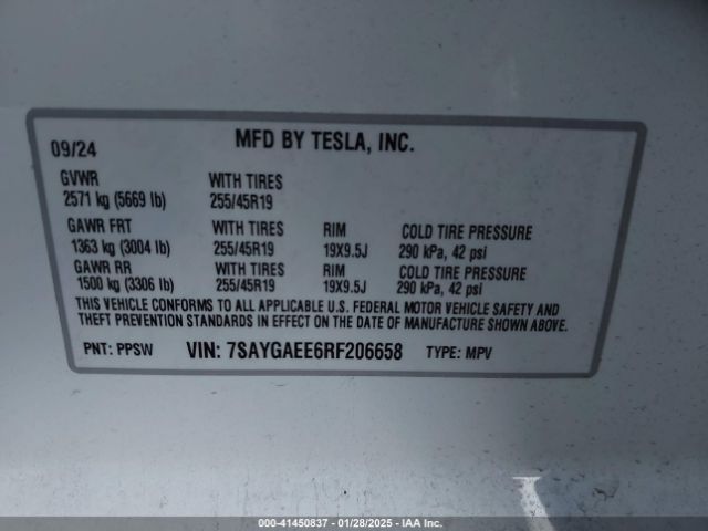 7SAYGAEE6RF206658 Tesla Model Y Long Range Dual Motor All-wheel Drive