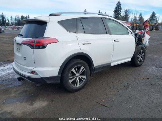 JTMRFREV0JD228783 Toyota Rav4 Adventure/xle