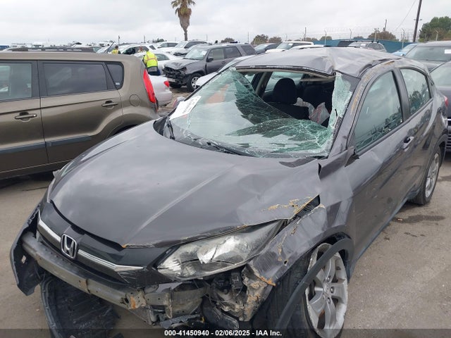 Honda HR-V LX 2016 3CZRU5H31GM711621 Image 6