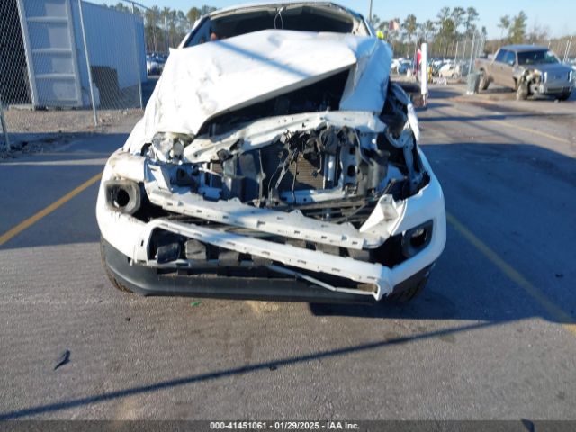 5TFAZ5CN5MX107993 Toyota Tacoma Sr5 V6