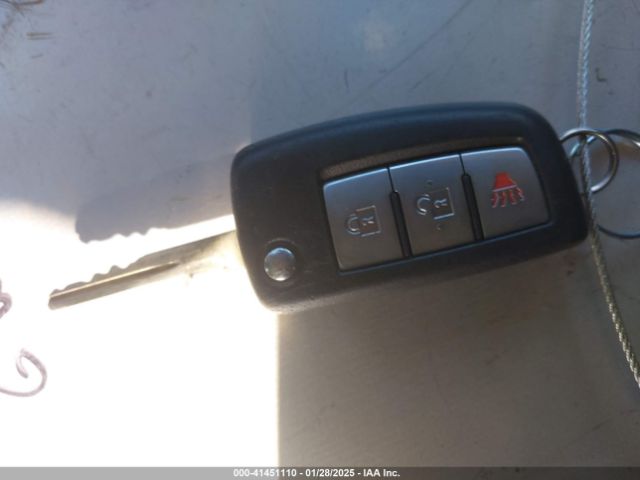 JN1BJ1AV1MW300948 Nissan Rogue Sport S Fwd Xtronic Cvt