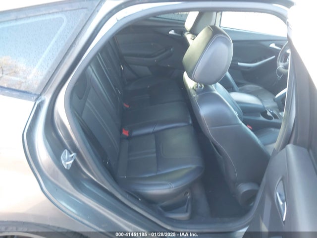 Ford FOCUS SE 2014 1FADP3K22EL186066 Image 8