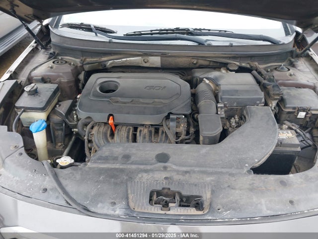 Hyundai SONATA SE 2015 5NPE24AF0FH069521 Image 10