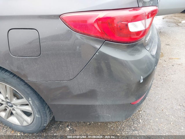 Hyundai SONATA SE 2015 5NPE24AF0FH069521 Image 12