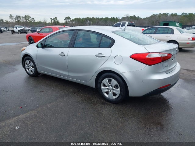 KIA FORTE LX 2014 KNAFK4A62E5219189 Image 3