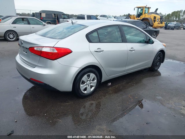 KIA FORTE LX 2014 KNAFK4A62E5219189 Image 4