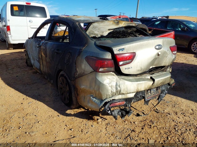 3KPA24AB1JE066913 KIA RIO S