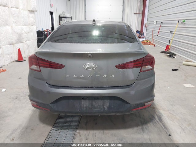Hyundai Elantra Value Edition 2019 5NPD84LF9KH427085 Image 17
