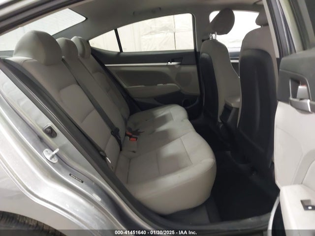 Hyundai Elantra Value Edition 2019 5NPD84LF9KH427085 Image 8