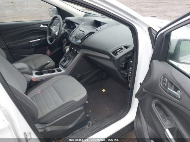1FMCU9GX7FUB50189 Ford ESCAPE SE
