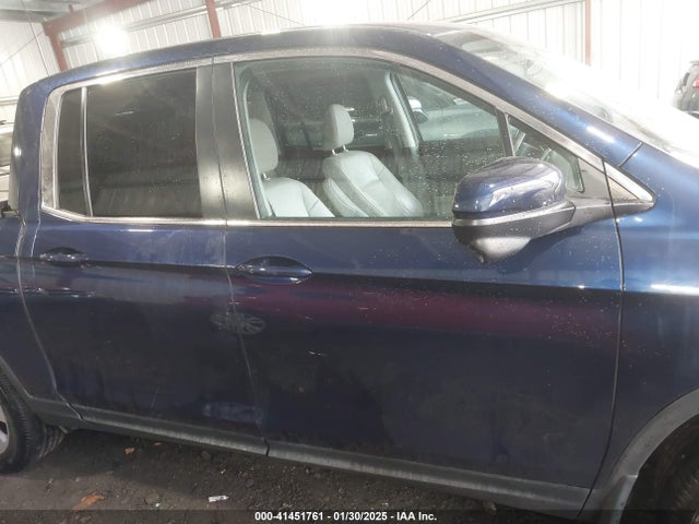 Продажа на аукционе авто 2017 Honda Ridgeline Rtl-t, vin: 5FPYK2F64HB003234, номер лота: 41451761