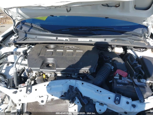 Toyota COROLLA SE 2018 5YFBURHE0JP829482 Image 10