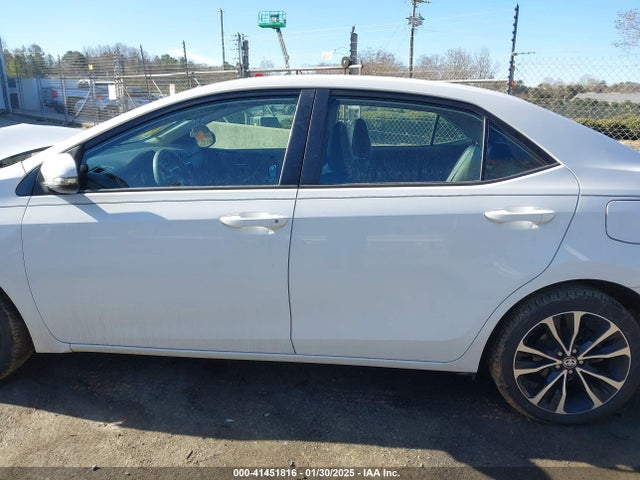 Toyota COROLLA SE 2018 5YFBURHE0JP829482 Image 15