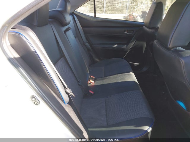Toyota COROLLA SE 2018 5YFBURHE0JP829482 Image 8
