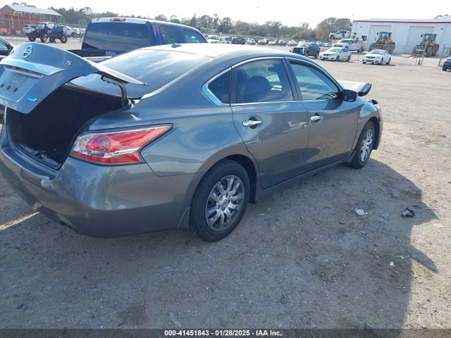 Nissan Altima 2.5 S 2014 1N4AL3AP6EC275764 Image 4