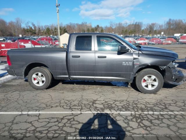 1C6RR7FT2JS163365 RAM 1500 Express  4x4 6'4 Box