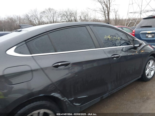 Chevrolet Cruze Lt Auto 2017 1G1BE5SM5H7238378 Image 13