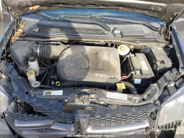 2C4RDGEG8JR145398 Dodge Grand Caravan Gt