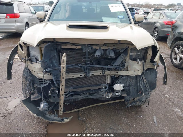5TFCZ5AN5HX090209 Toyota Tacoma Trd Sport