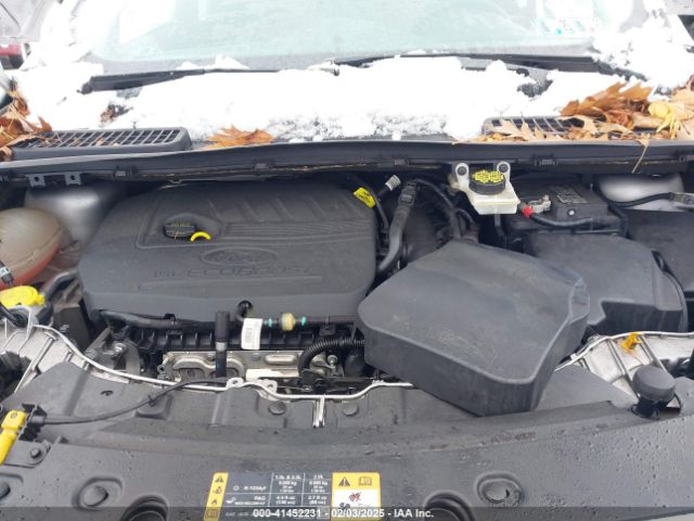 1FMCU9GD8HUC08903 Ford ESCAPE SE