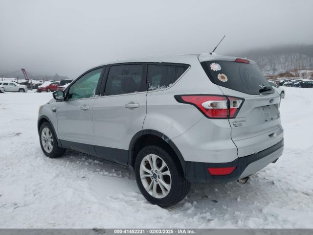 1FMCU9GD8HUC08903 Ford ESCAPE SE