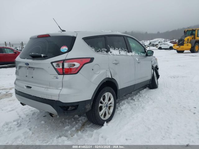 1FMCU9GD8HUC08903 Ford ESCAPE SE
