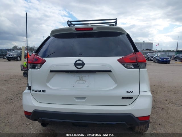 Nissan ROGUE SV 2018 5N1AT2MT0JC834843 Image 16