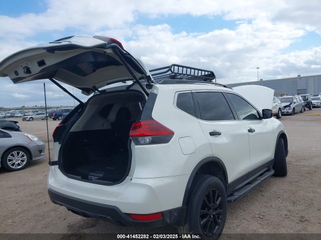 Nissan ROGUE SV 2018 5N1AT2MT0JC834843 Image 17