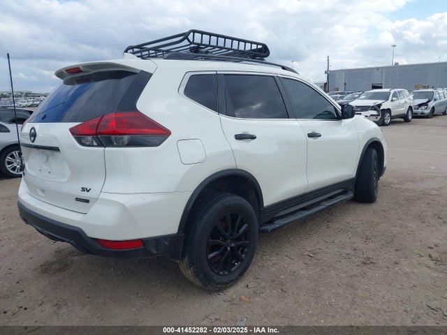 Nissan ROGUE SV 2018 5N1AT2MT0JC834843 Image 4