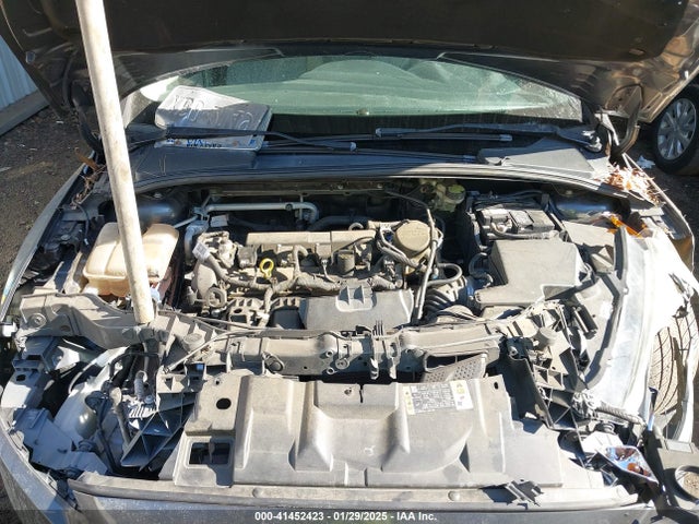 Ford FOCUS SE 2016 1FADP3F24GL304907 Image 10