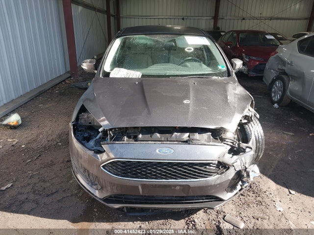 Ford FOCUS SE 2016 1FADP3F24GL304907 Image 13
