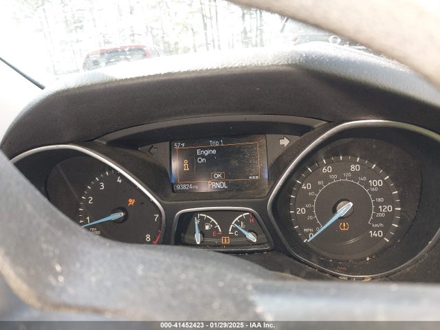 Ford FOCUS SE 2016 1FADP3F24GL304907 Image 16