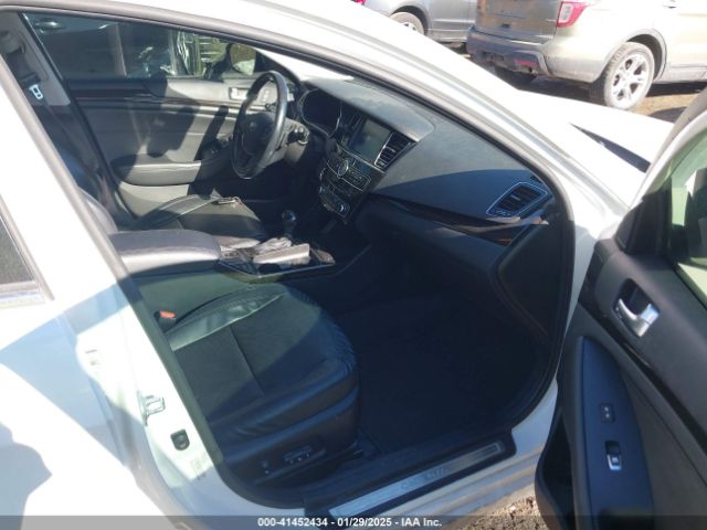 KNALN4D7XG5211147 KIA Cadenza Premium