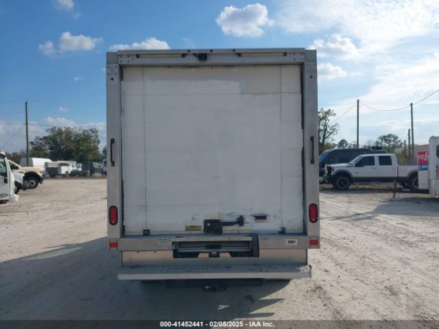 1FDBF8ZM7JKA71144 Ford Transit-350 Cab