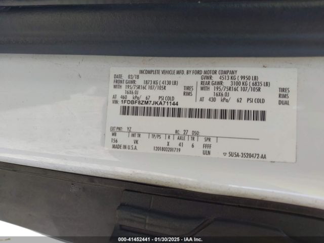 1FDBF8ZM7JKA71144 Ford Transit-350 Cab